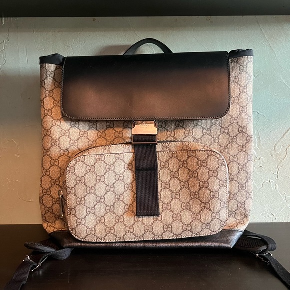 GUCCI backpack - Picture 6 of 9